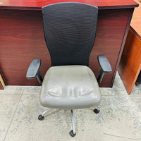 Global Alero Task Chair in Excellent Condition-Call us now!