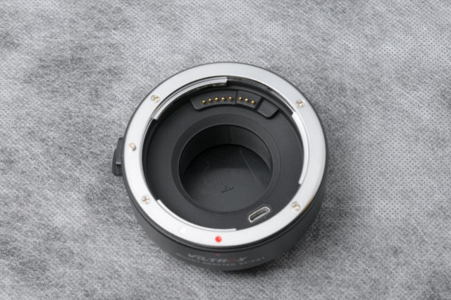 Viltrox EF-FZ1 Auto Focus Mount Adapter For Canon (ID: A-386) in Cameras & Camcorders - Image 3