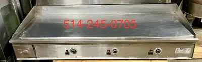Plaque Mirroir Keating Miraclean 31”x72” Gas Nat/Propane Comme Neuf. Mirror Griddle Like New.