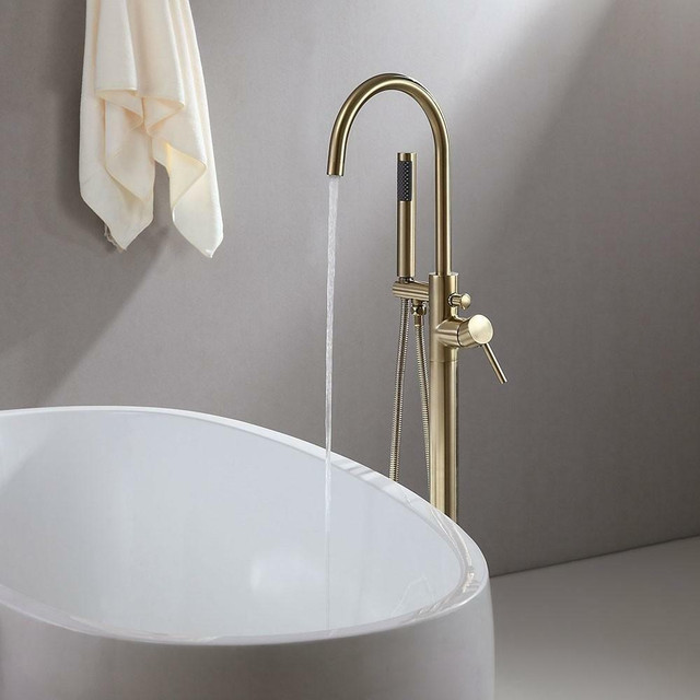 FreeStanding/Floor Mounted Tub Faucet 1 Handle - Chrome, Brushed Nickel, Brushed Gold or Matte Black in Plumbing, Sinks, Toilets & Showers