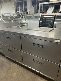 Delfield 5 refrigerated stainless steel table with drawers    *90 Day warranty