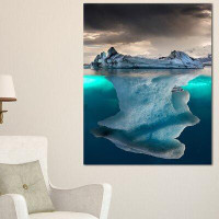Made in Canada - Design Art Large Iceberg in Sea - Photograph Print on Canvas