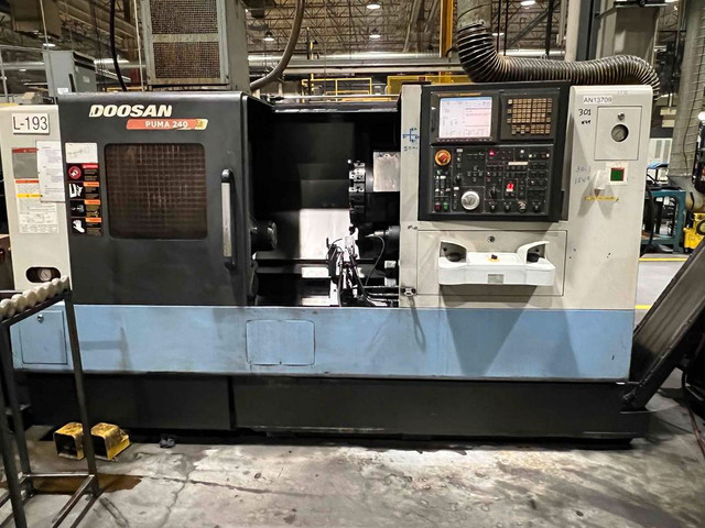2007 Doosan 240C TURNING CENTER in Other Business & Industrial