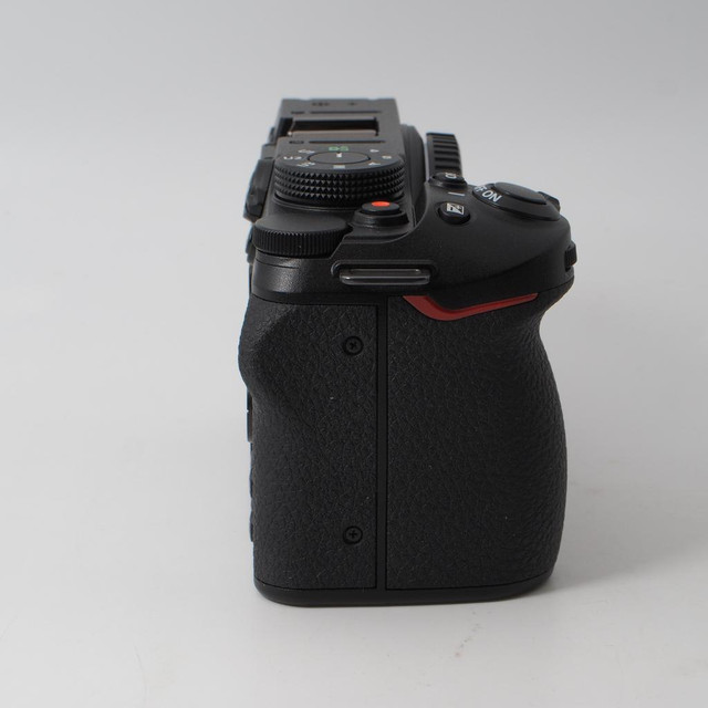 Nikon Z30 DX 16-50 Kit *Open Box* ID - C-760) in Cameras & Camcorders - Image 4