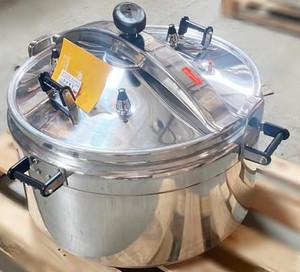 143 QUART PRESSURE COOKER - HOLDS  APPROX 100 CANNING JARS Canada Preview
