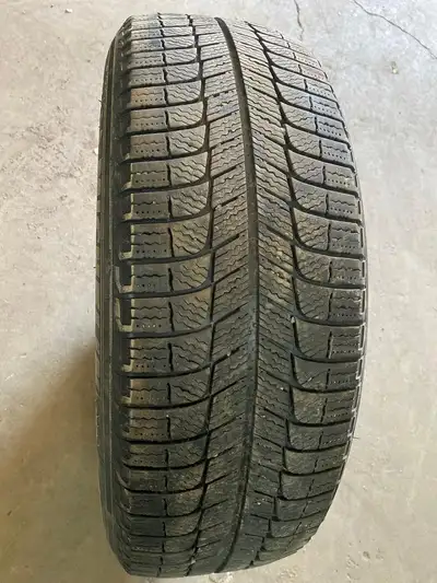 1 pneu dhiver P225/60R18 100H Michelin X-ice 43.0% dusure, mesure 6/32
