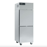 Delfield GBF1P-SH Coolscapes 27 Top-Mount One Section Half Door Stainless Steel Reach-In Freezer - 21 cu. ft.