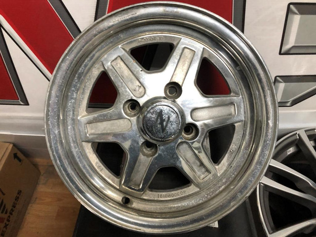 Roues (Jantes, Mags) d'origine Datsun 280ZX, 14 x 6  (Jeu de 4). Usagées ou remises à neuf. in Tires & Rims - Image 2