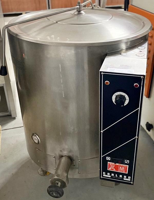40 Gallon Garland Stainless Self-Contained Electric Kettle Used FOR01815 in Industrial Kitchen Supplies - Image 3