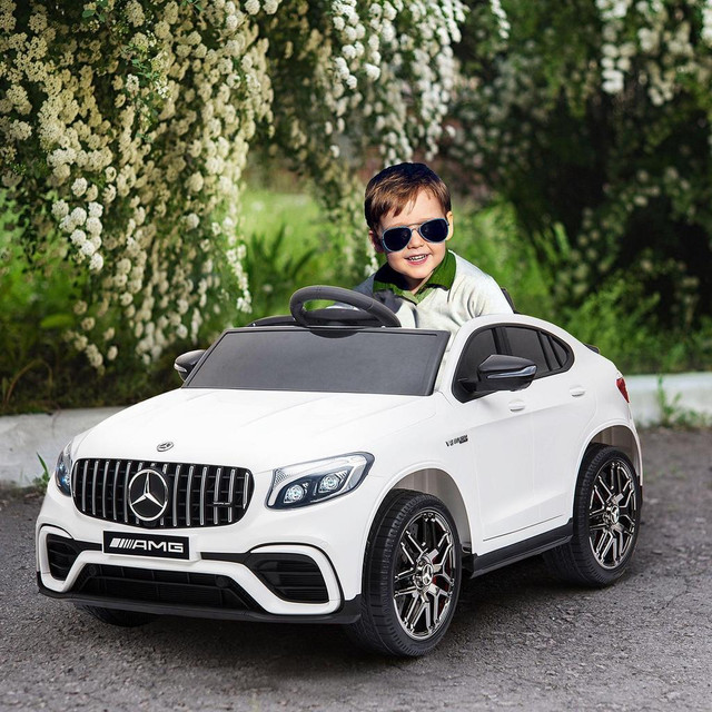 12V RIDE ON TOY CAR FOR KIDS WITH REMOTE CONTROL, MERCEDES BENZ AMG GLC63S COUPE, 2 SPEED, WITH MUSIC, ELECTRIC LIGHT in Toys & Games - Image 3