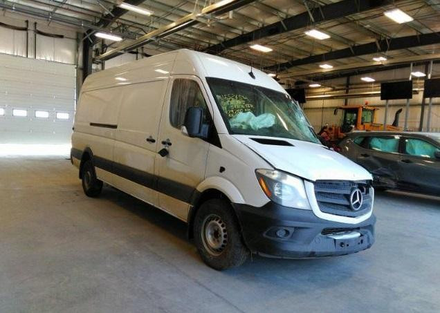 2018 Mercedes Sprinter 3.0L Diesel 170WB For Parting Out in Auto Body Parts in Alberta - Image 3
