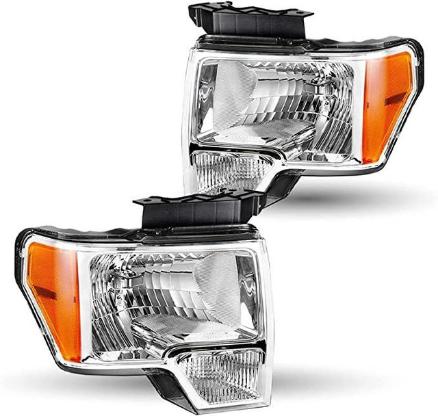 FORD F150 Headlights Headlamps lumière avant 2009-2014 in Auto Body Parts in Greater Montréal