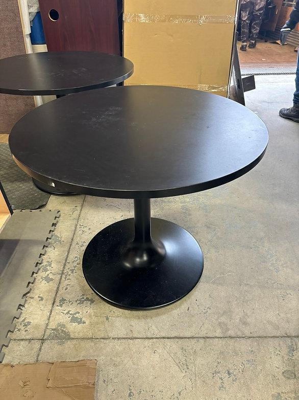 Spec Round Table in Excellent Condition-Call us now! in Other Tables in Toronto (GTA) - Image 2