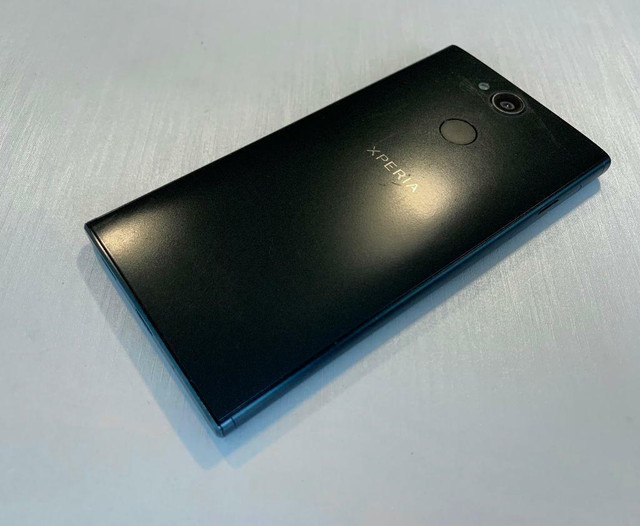 Sony Xperia XA2 32GB Black - UNLOCKED - EXCLUSIVE - Guaranteed Activation + No Blacklist in Cell Phones in Calgary - Image 2