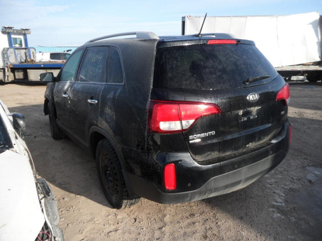 2014 2015 2016 Kia Sorento 2.4L Awd Automatic pour piece # for parts # part out in Auto Body Parts in Québec - Image 4