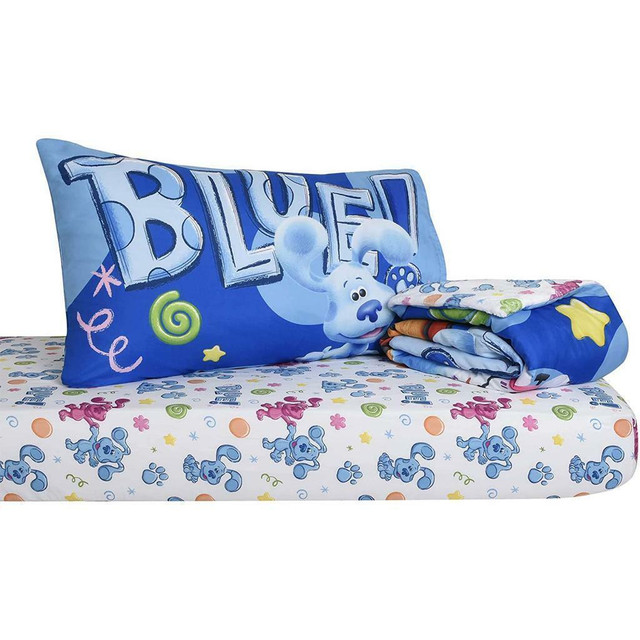Blue's Clues Toddler Bedding Set 3 Piece Set for Kids With Reversible Comforter in Bedding - Image 4