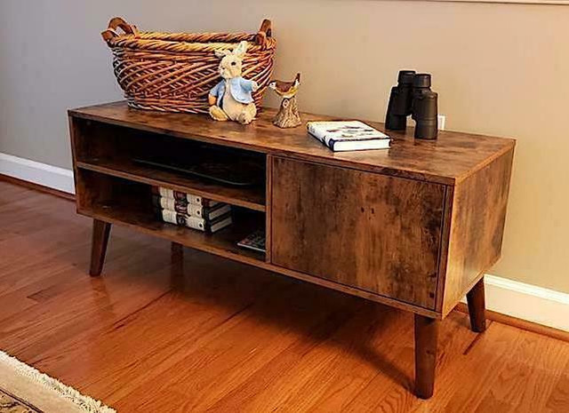 Vintage Wood TV Stand Media Console Table Living Room Storage Cabinet in TV Tables & Entertainment Units