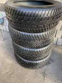 SET OF FOUR BRAND NEW 285 / 45 R22 OVATION SNOW ICE TIRES !!