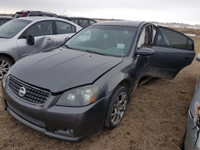 Parting out WRECKING: 2005 Nissan Altima SER