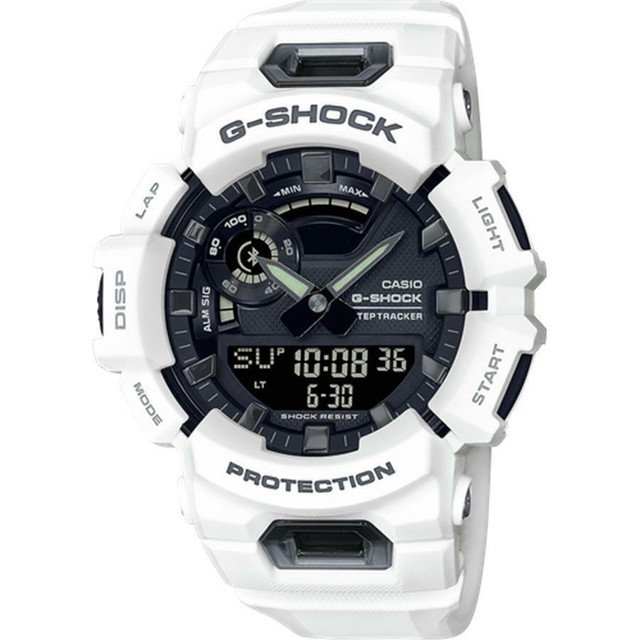GBA900-7A - G-SHOCK MOVE in Jewellery & Watches