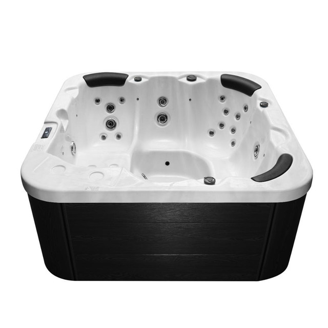 6 Person Polar Hot Tub - Spring Sale in Hot Tubs & Pools - Image 2
