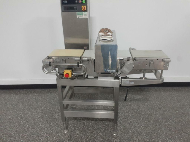 Anritsu Corporation Check Weigher and Metal Detector in Other Business & Industrial in Ontario - Image 2