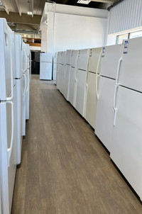 Grand choix des réfrigérateurs reconditionnées avec garanti de 1 an, taxes incluses!!