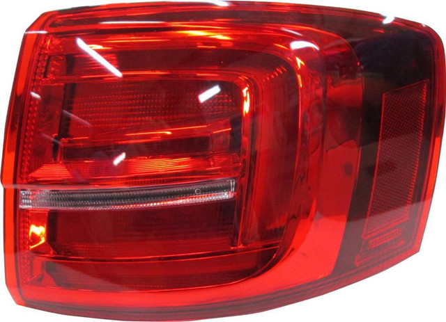 All Makes and Models Tail Light  / CANADA     TEL:     (800) 974-0304 in Auto Body Parts