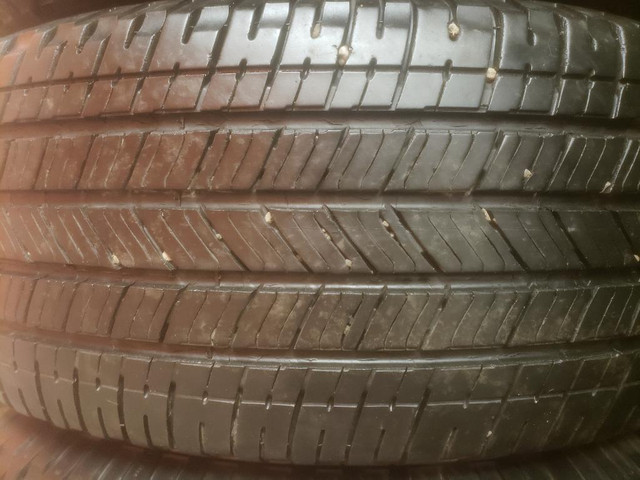 (D43) 4 Pneus Ete - 4 Summer Tires 275-65-18 Michelin 8/32 in Tires & Rims in Greater Montréal - Image 4