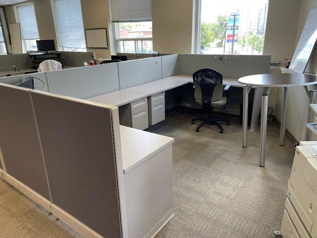 Used/New office Furniture for Sale-Enjoy 30% Discount! Biggest discount in the city in Desks in Toronto (GTA) - Image 4