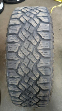 4 pneus d'été P275/65R18 116S Goodyear Wrangler Duratrac 29.0% d'usure, mesure 12-12-11-11/32