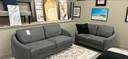 2Pc Velvet Couch Set in Couches & Futons in Chatham-Kent - Image 4
