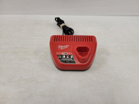 (54771-6) Milwaukee 48-59-2401 Battery Charger