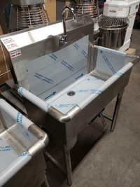 Commercial handless sink with knee pedals for Sale - We can make custom size you need.