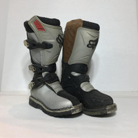 Fox Junior Motocross Boots - Size 11 Junior - Pre-owned - EU83ZE
