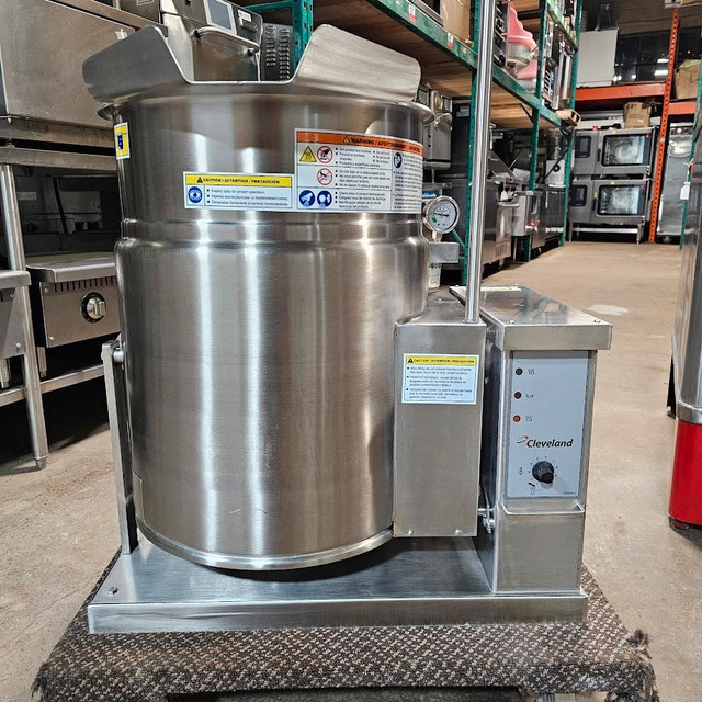 Cleveland Gas 12 Gallon Steam Kettle in Industrial Kitchen Supplies