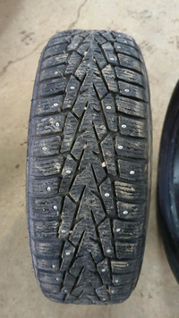 4 pneus dhiver P185/65R15 92T Nokian Nordman 7 31.5% dusure, mesure 9-9-10-8/32
