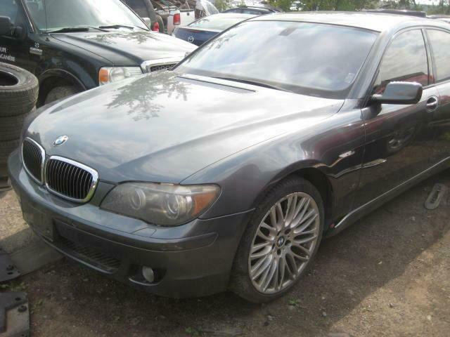 2008 Bmw 750I pour piece#part out in Auto Body Parts in Québec