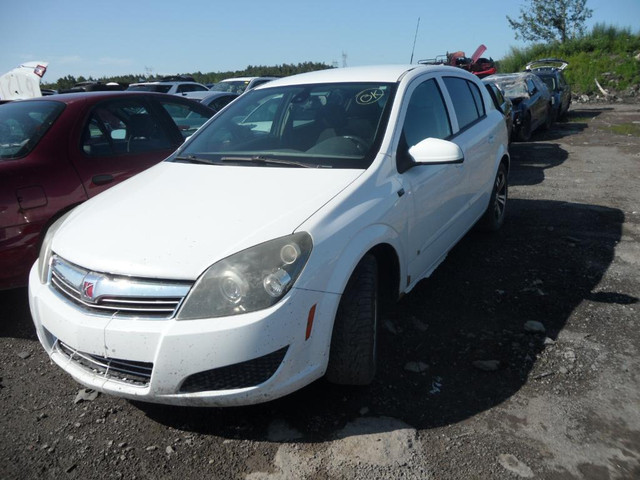 2009 SATURN ASTRA XE 1.8L AUTOMATIC # POUR PIECES# FOR PARTS# PART OUT in Auto Body Parts in Québec - Image 2