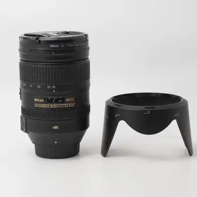 Nikon 28-300mm f3.5 - 5.6 G VR Lens (ID - 2211 CA)