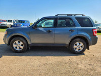 Parting out WRECKING: 2011 Ford Escape AWD  Parts
