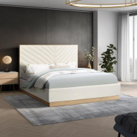Meridian Furniture USA Casa Tufted Platform Bed