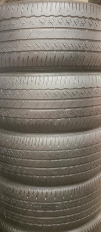 (T38) 4 Pneus Ete - 4 Summer Tires 215-55-17 Bridgestone 5/32