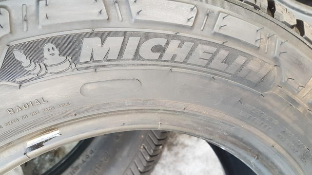 225 75 R16 and 235 65 R16C Michelin Agilis Crossclimate L Range E - H/D Tires in Tires & Rims in Ottawa
