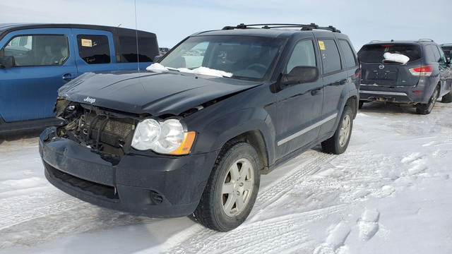 Parting out WRECKING: 2010 Jeep Grand Cherokee in Other Parts & Accessories - Image 3