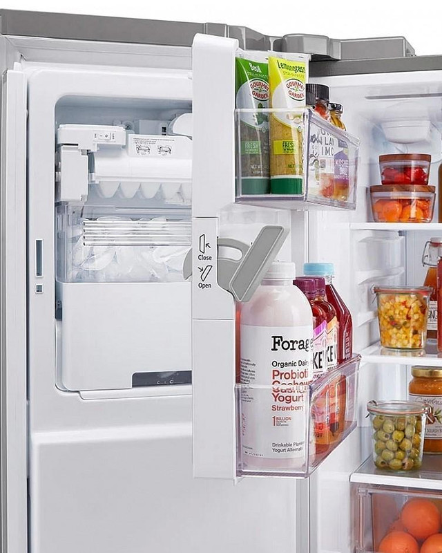LG LRMXC2206S 36 22 cu ft. Smart Counter Depth Double Freezer Refrigerator with Craft Ice in Refrigerators in Oshawa / Durham Region - Image 3