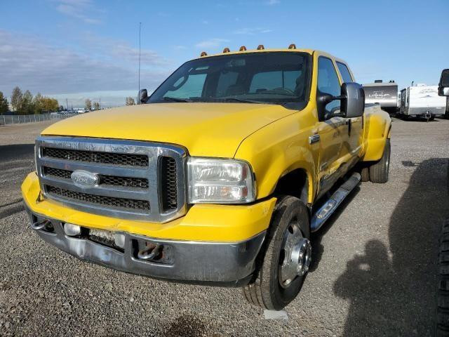2006 Ford F350 6.0L Diesel 4x4 Parting Out in Auto Body Parts in Manitoba - Image 2