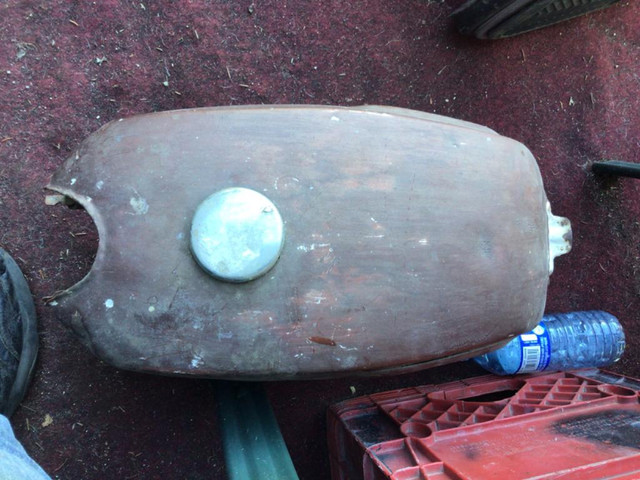 1967 Honda CL125 CL175 SLOPER Gas Tank in Motorcycle Parts & Accessories in Alberta - Image 2