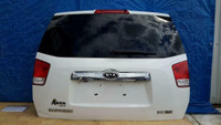 2009-2011 Kia Borrego Trunk Hatch Tailgate With Rear View Camera OEM