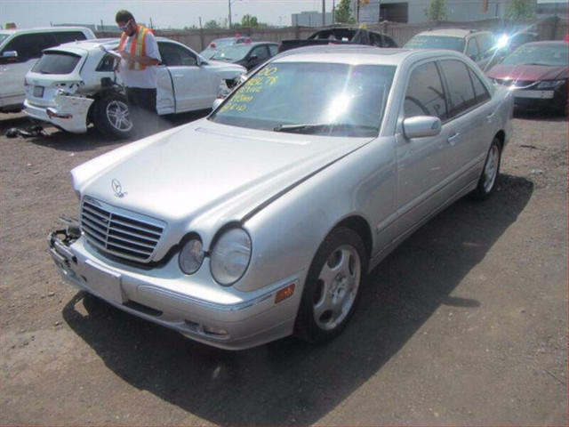 MERCERS E CLASS (1997/2002 PARTS PARTS ONLY ) in Auto Body Parts - Image 2